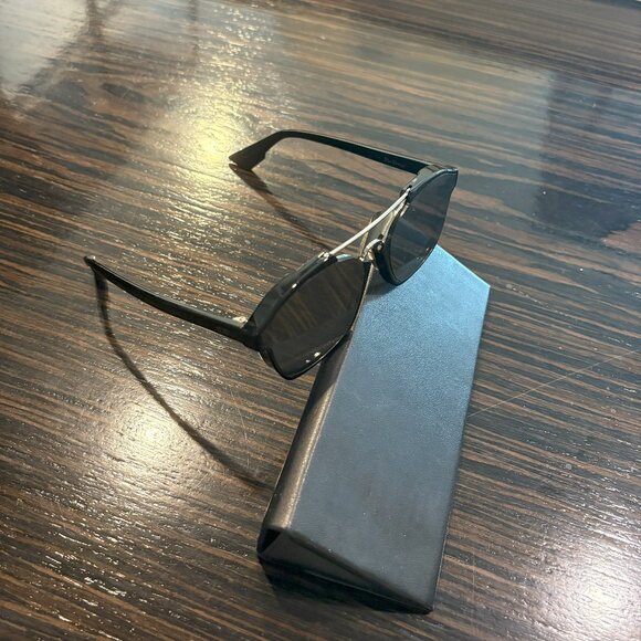 Sunglasses - DIOR - Black Reflective lens - Picture 3 of 3